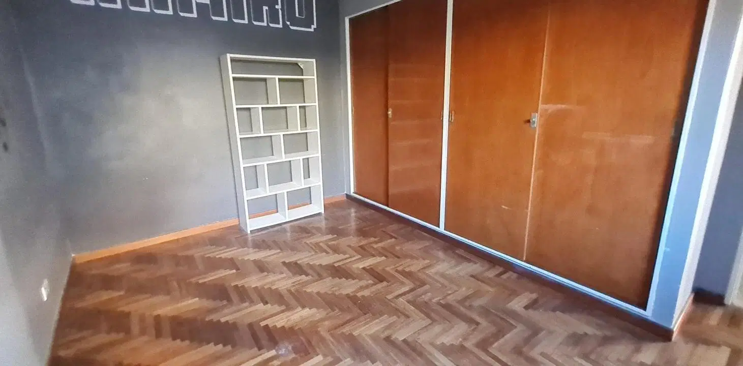 PH de 3 ambientes con altillo y patio con parrilla –En Venta 4