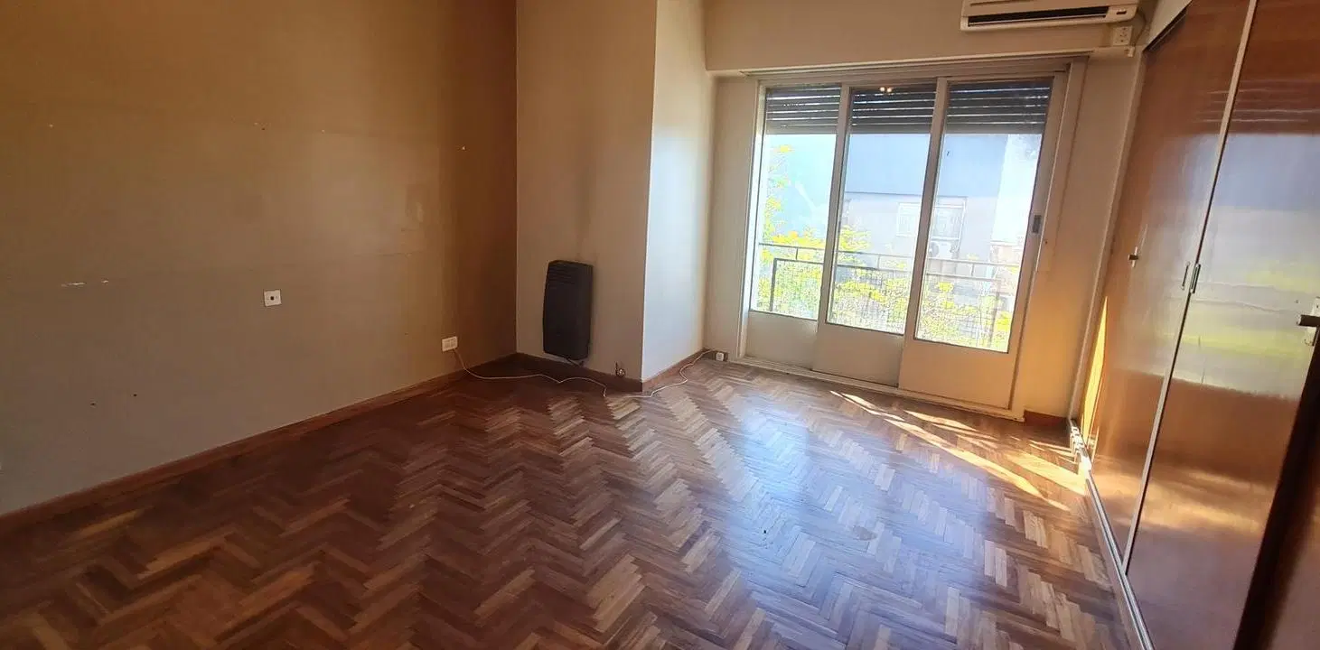 PH de 3 ambientes con altillo y patio con parrilla –En Venta 3