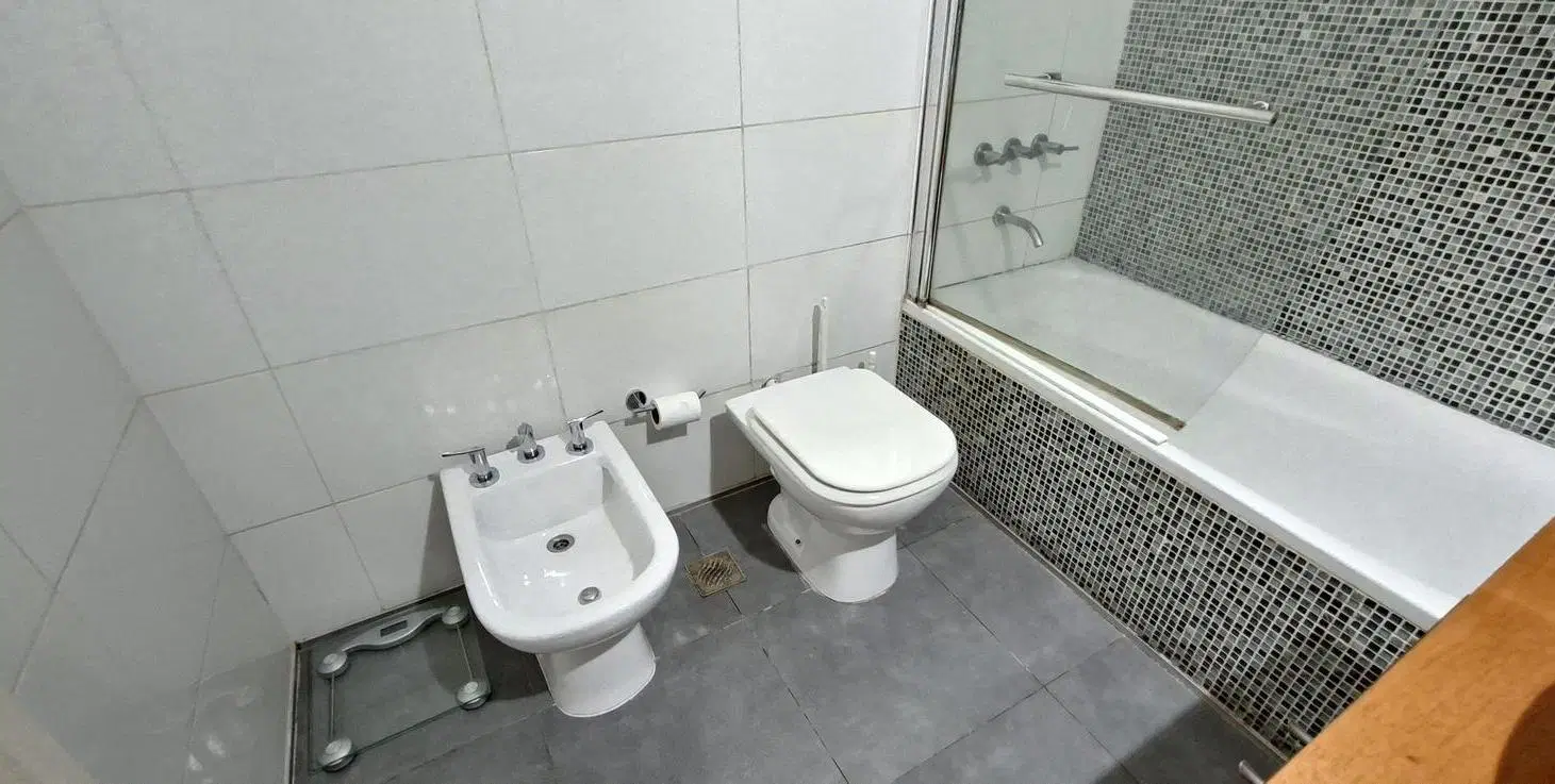 Casa en Florida de 4 ambiente con pileta y quincho en alquiler 5