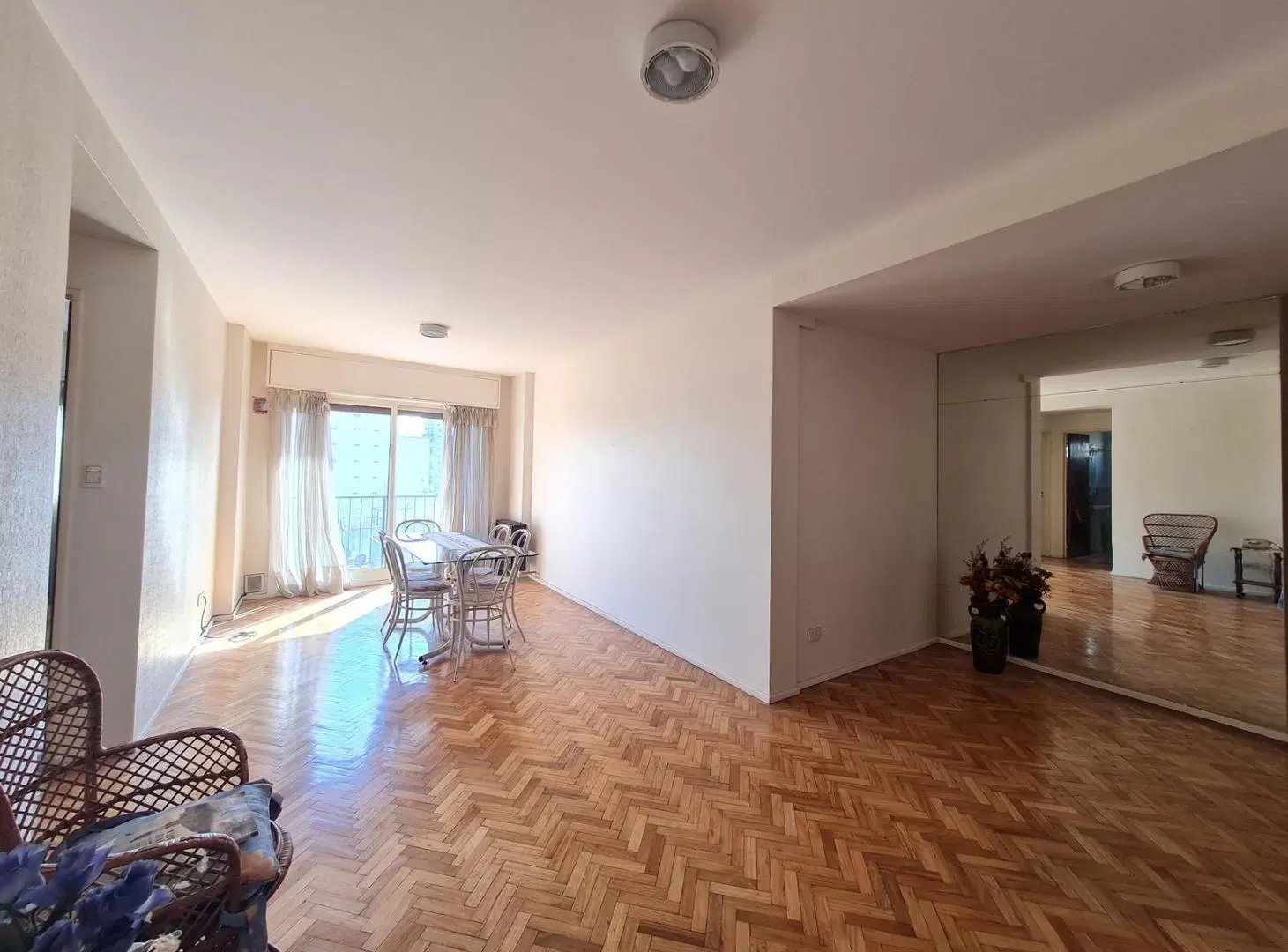 Departamento en venta 2 amb, a metros de Av.Libertador 5