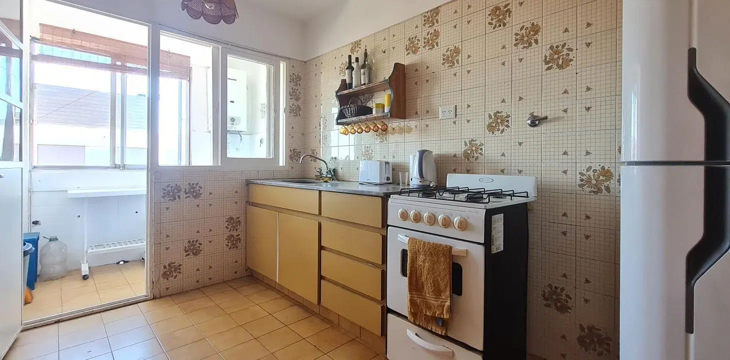 Departamento de 2 Ambientes con Excelente luminosidad y Amplia Conectividad- En Alquiler 4