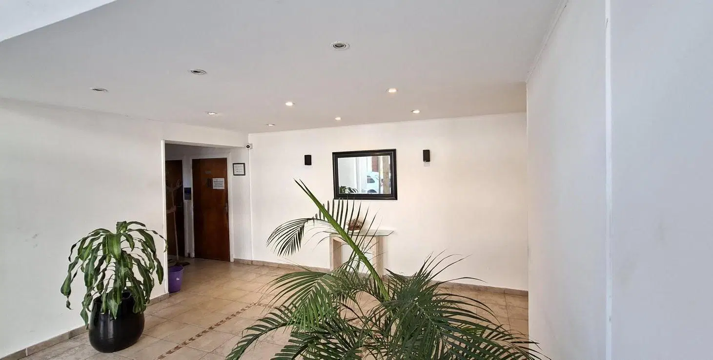 Departamento de 3 ambientes en Olivos 5