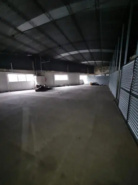 Galpón 460 m2 cubiertos en planta alta con acceso por cómoda rampa- En Alquiler 3