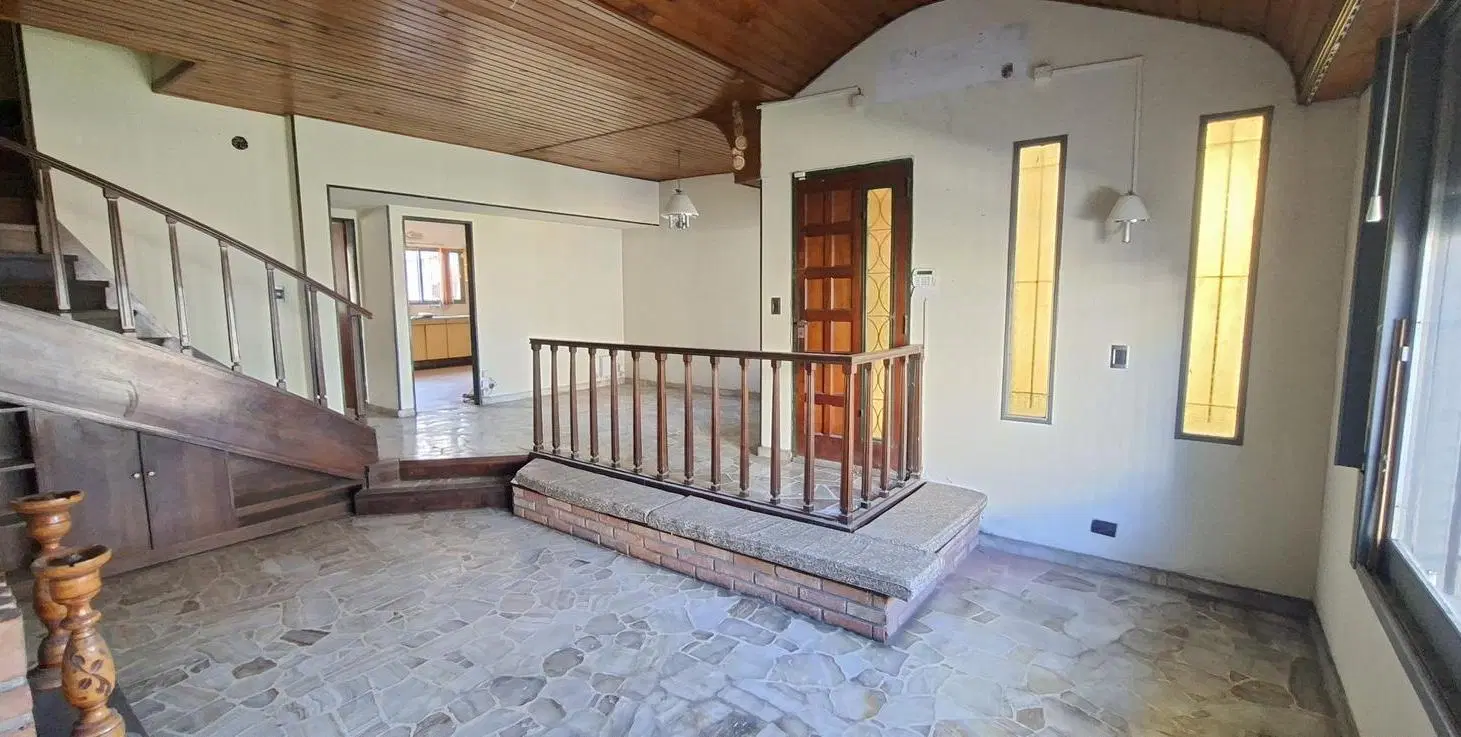 Amplia y funcional casa de 4 ambientes en Florida - En Venta 5