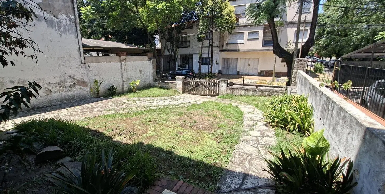 Casa en 2 plantas funcional y con gran jardín 1