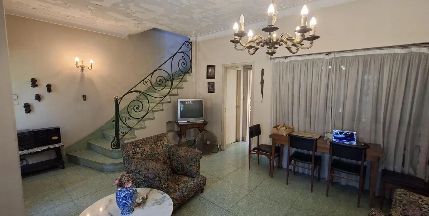 Casa en 2 plantas funcional y con gran jardín 8