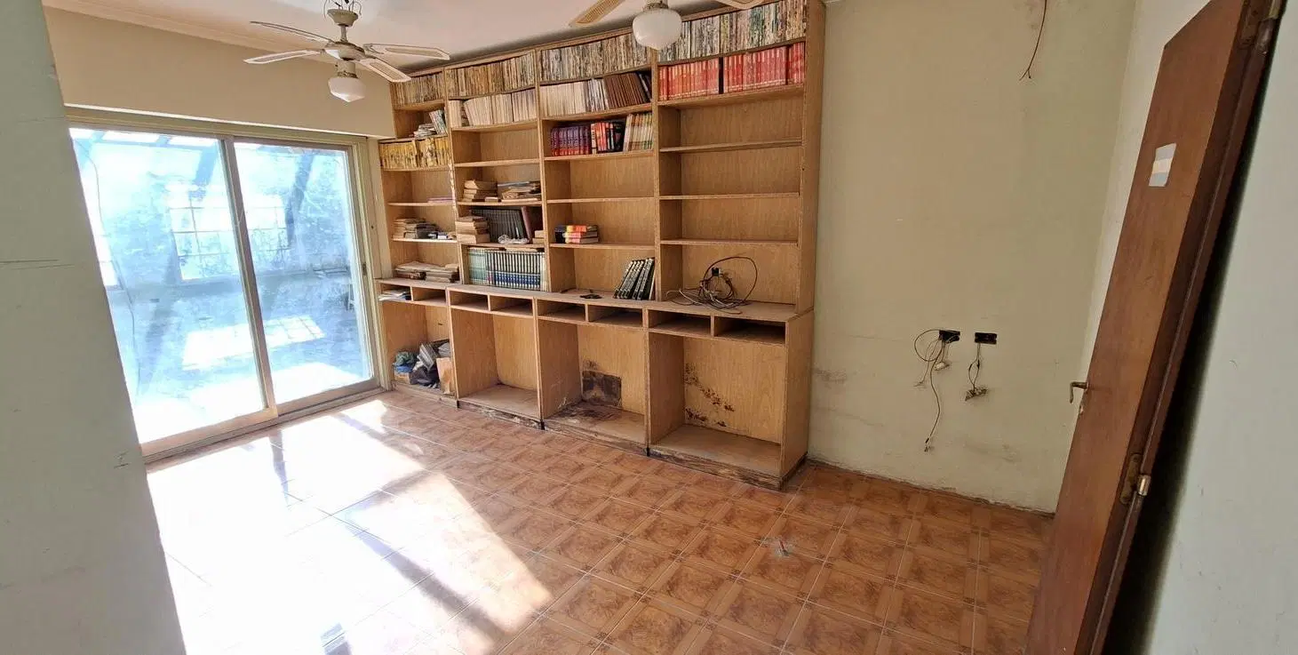 Importante Casa en Florida de 6 ambientes a reciclar!!!- En Venta 4