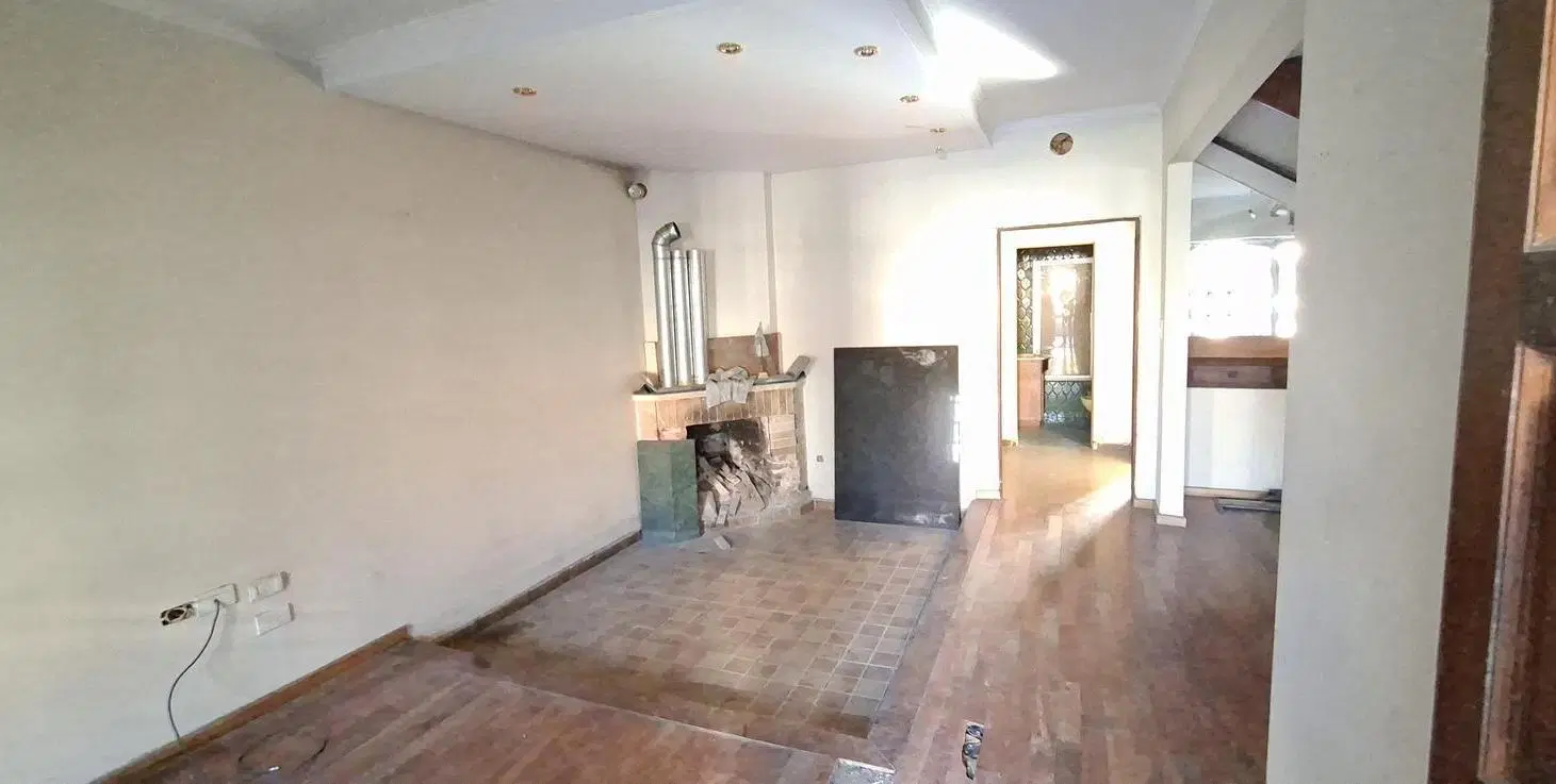 Importante Casa en Florida de 6 ambientes a reciclar!!!- En Venta 3