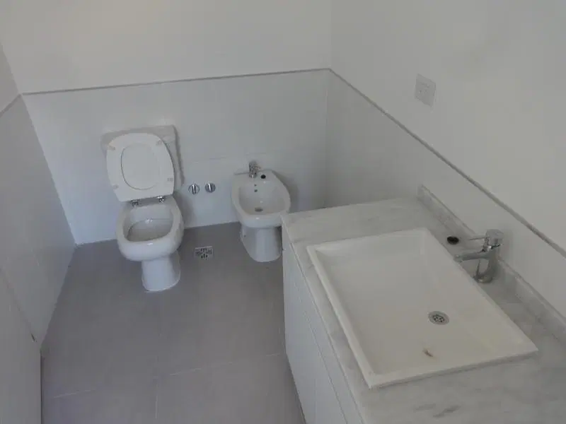 2 Ambienres en edificio Doux, muy luminoso, balcon con parrilla y amenities 4