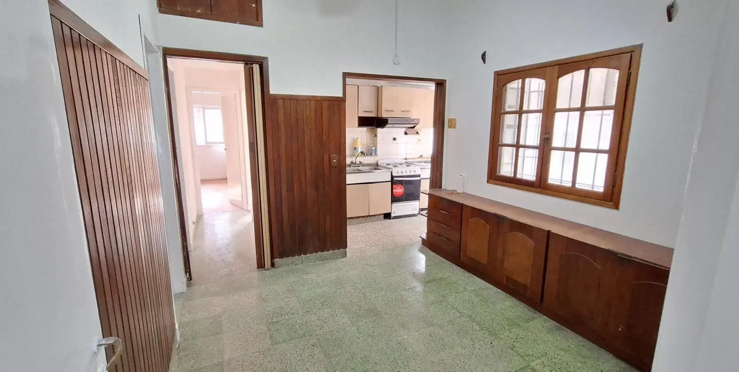 Casa en Florida de 4 ambientes con amplio Jardín y terraza - En Alquiler 3