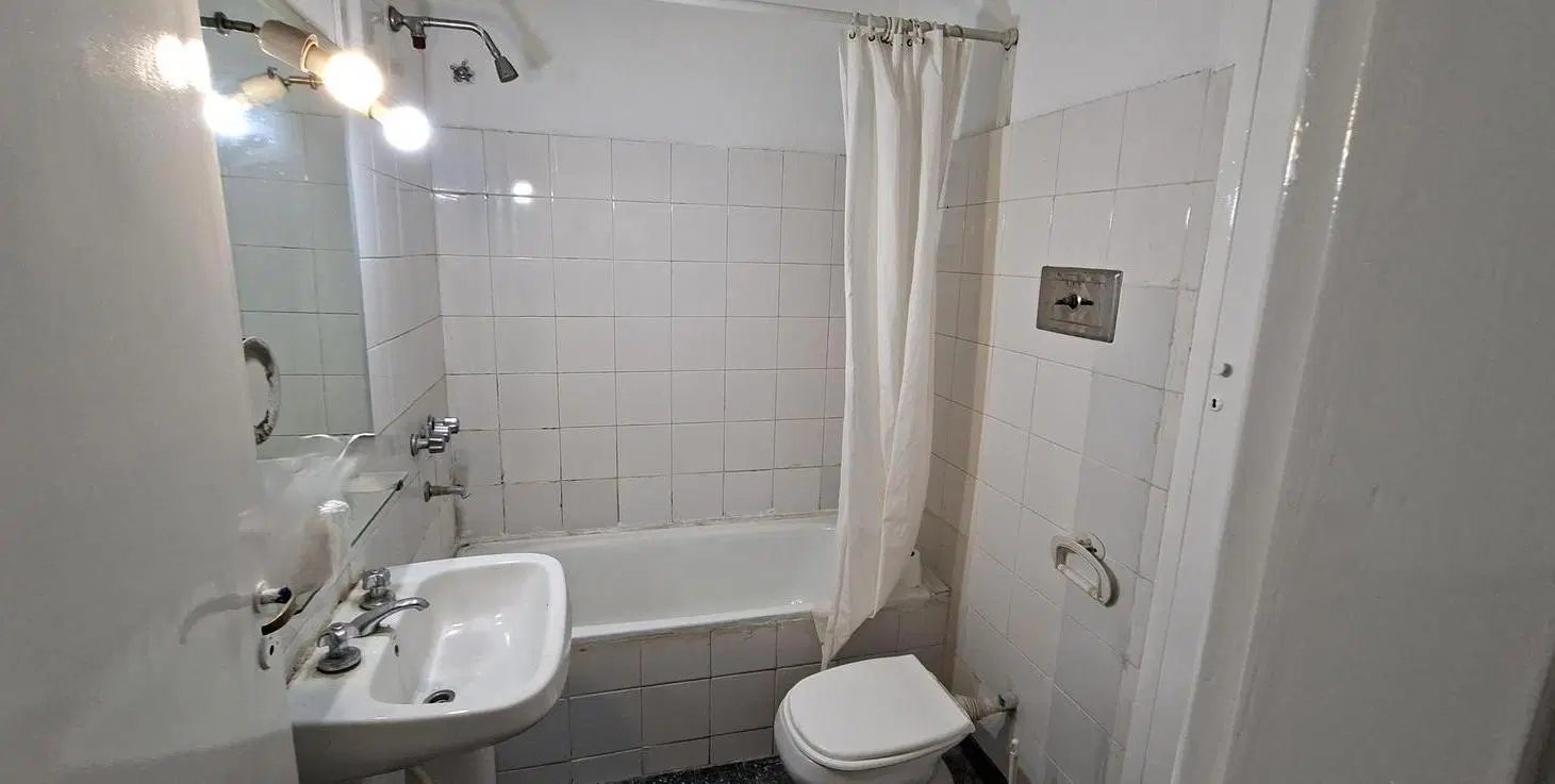 Casa en Florida de 4 ambientes con amplio Jardín y terraza - En Alquiler 8