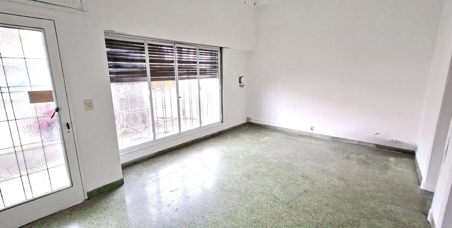 Casa en Florida de 4 ambientes con amplio Jardín y terraza - En Alquiler 4