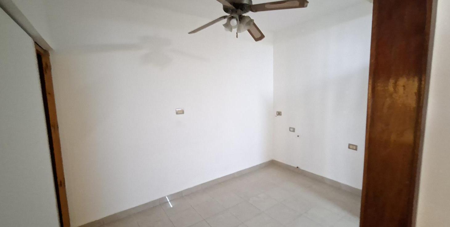Foto de Duplex a pasos de Av Maipu, dos dormitorios , escritorio y garage., imagen 2