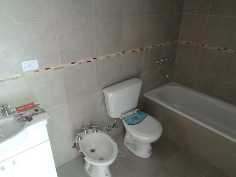 Foto de Departamento dos ambientes con balcon y cochera cubierta-En Venta, imagen 3