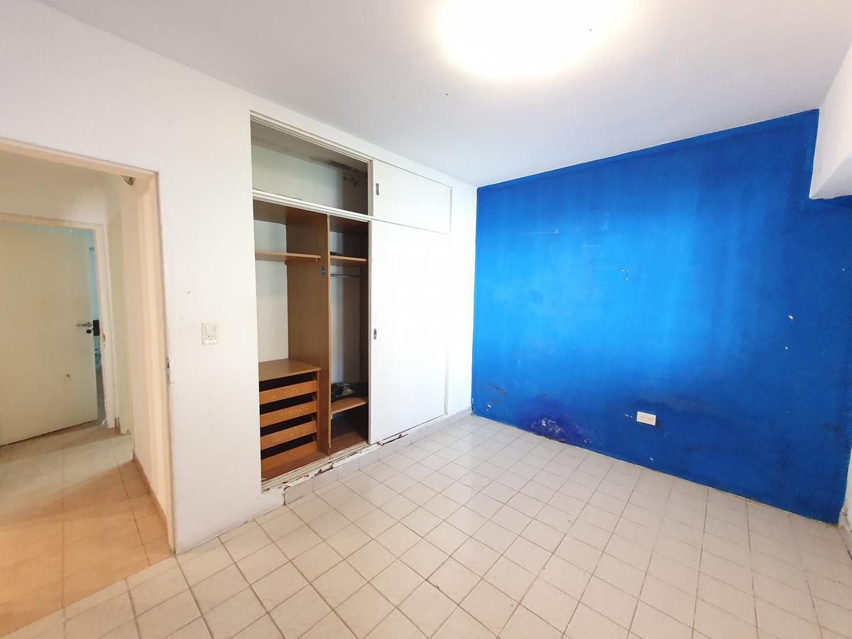 Foto de Casa tres dormitorios, cochera, jardin. pileta, quincho-en venta, imagen 4