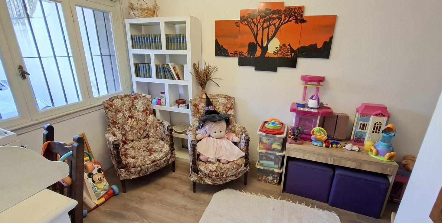 Foto de Hermosa casa de 4 ambientes en Florida , con quincho y pileta -En venta, imagen 3