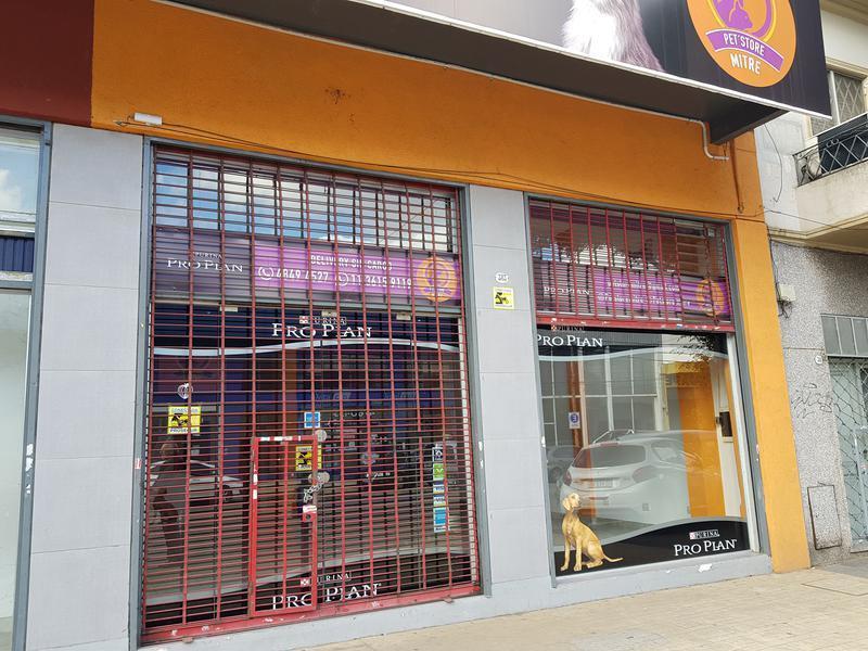 Foto de Local en impecable estado en excelente ubicacion, imagen 1