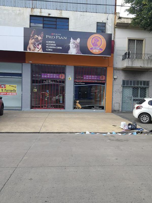 Foto de Local en impecable estado en excelente ubicacion, imagen 2