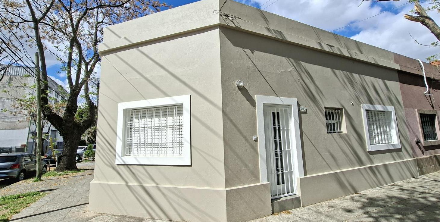 Foto de Casa en alquiler de 2 ambientes con cochera y patio en Villa Martelli, imagen 5