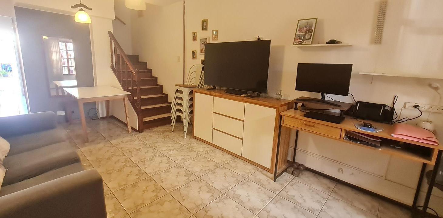 Foto de Dúplex 3 ambientes con patio, parrilla y cochera- En Venta, imagen 4