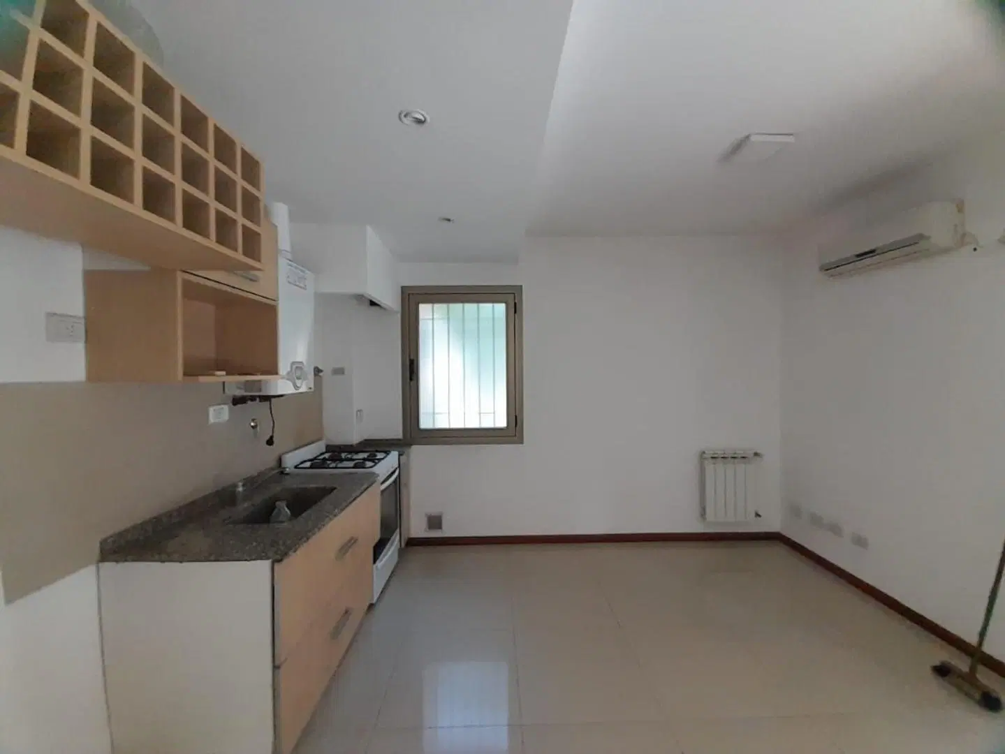 MONOAMBIENTE EN LE PETIT CHAMPAGNAT 4