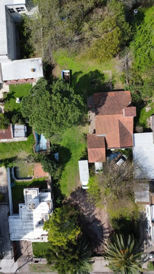 Casa en venta en pilar sobre calle Silvio Braschi 8