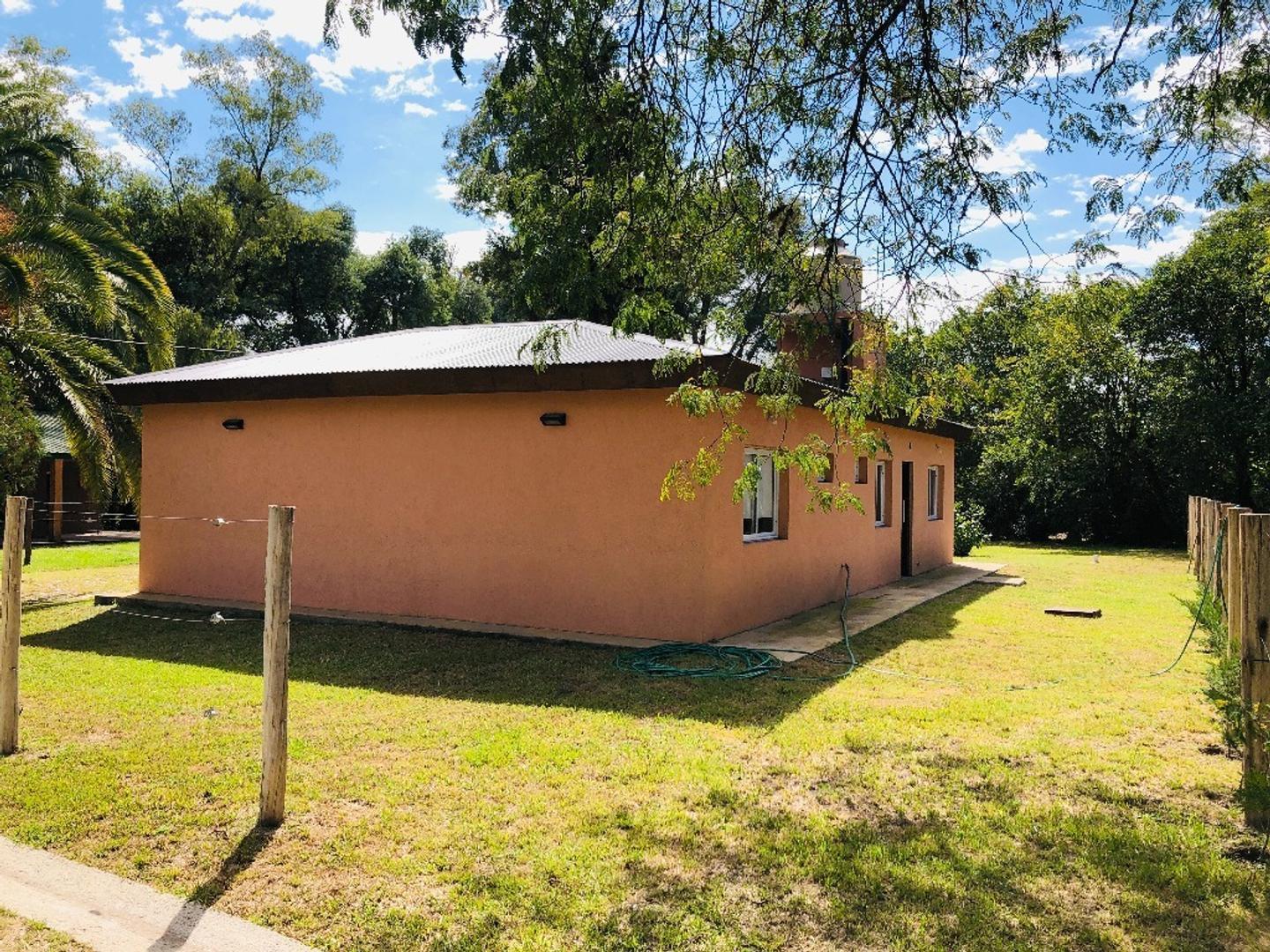 Casa en barrio Eucaliptus Pilar