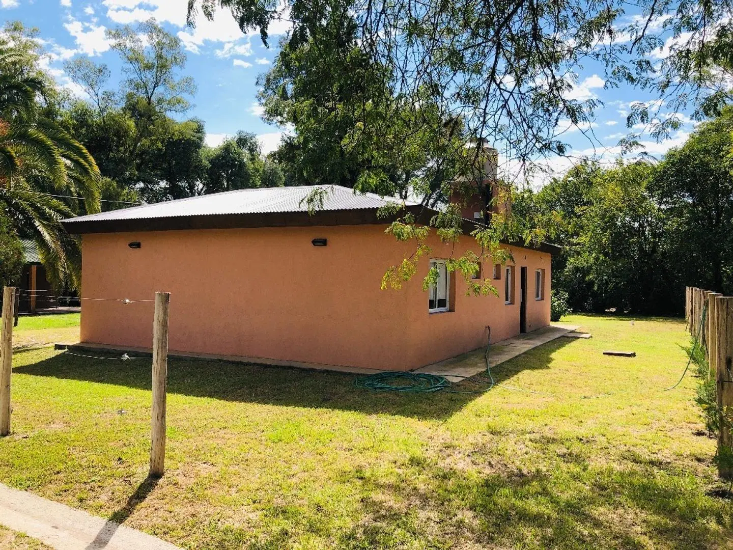 Casa en barrio Eucaliptus Pilar 4