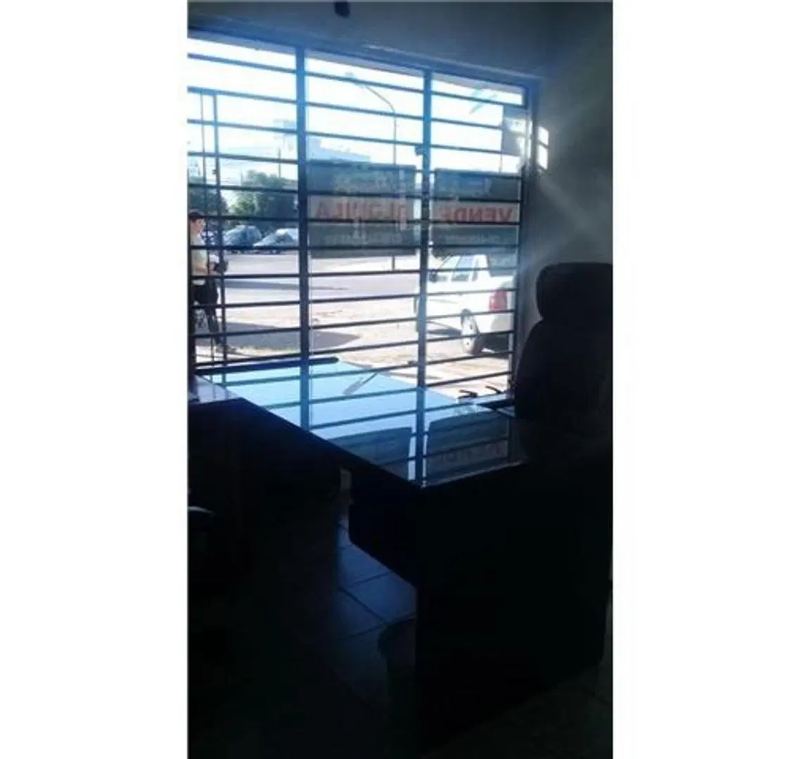 Local en Venta en Pilar Centro. 3