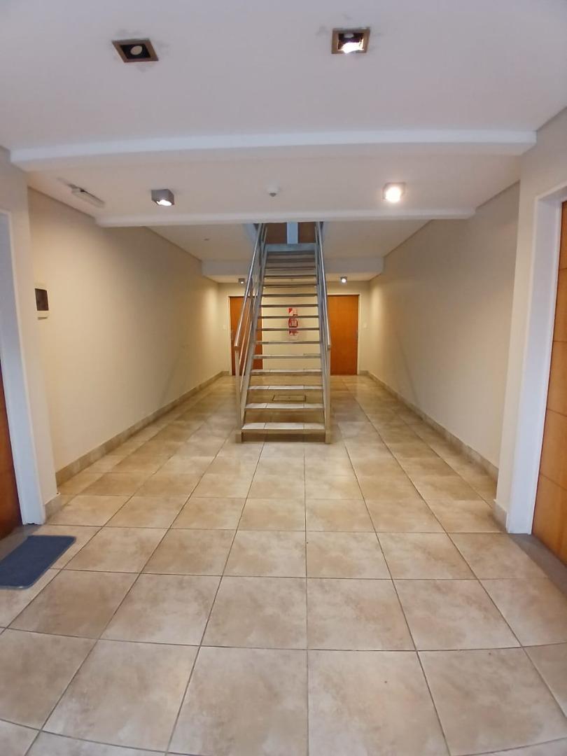 Foto de Departamento en Alquiler en Jardines de Saravi, imagen 1