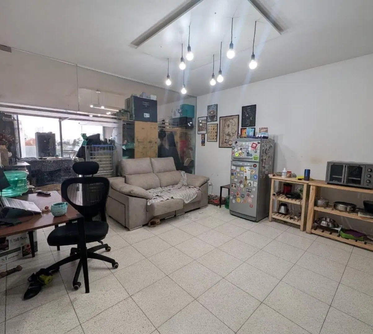 DEPARTAMENTO MONOAMBIENTE 56MTS DIVIDIDO AL FRENTE BARRIO COLEGIALES 8