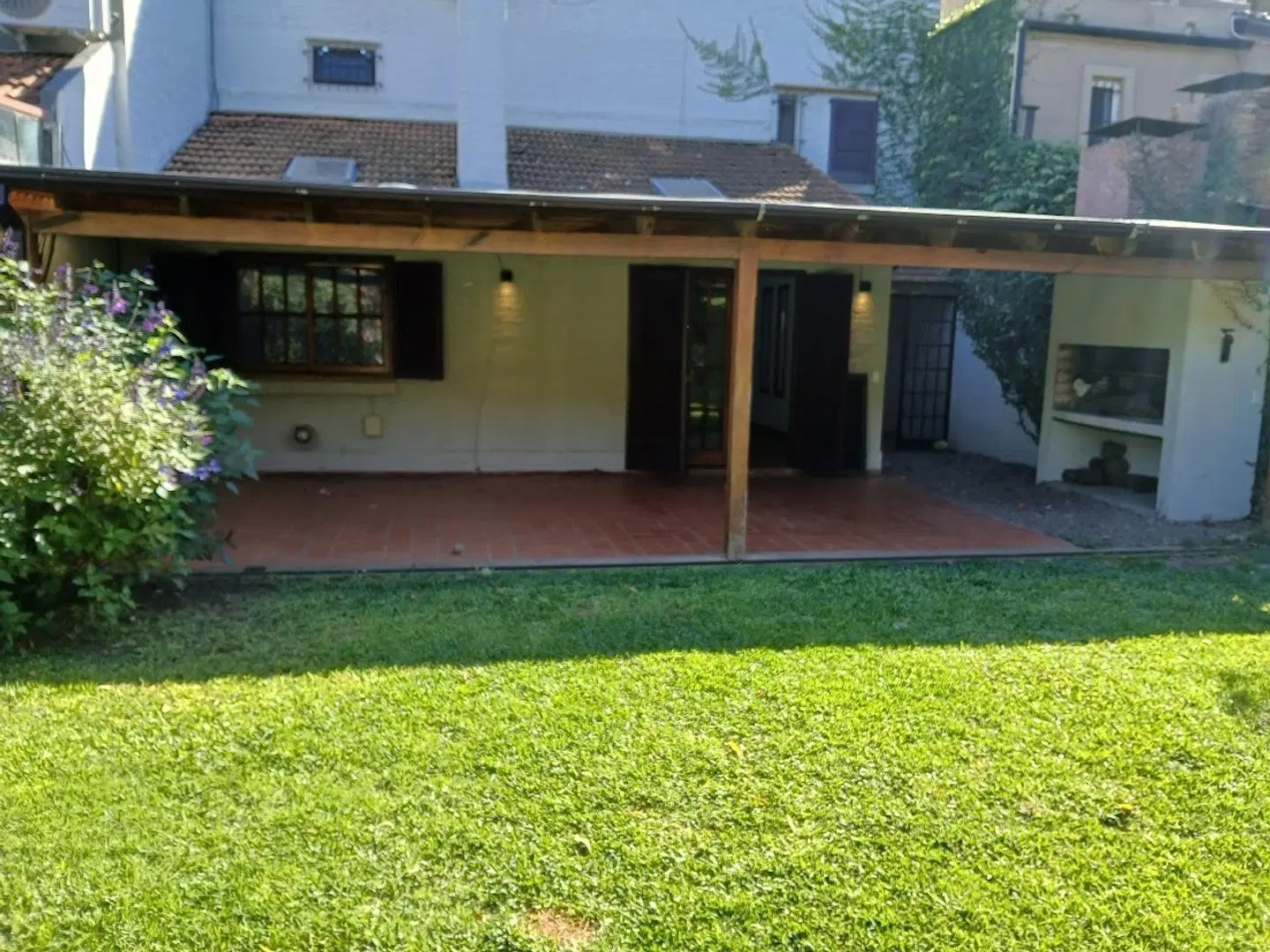 Padre Acevedo 3500 Gran casa familiar con psicina y parrilla 3