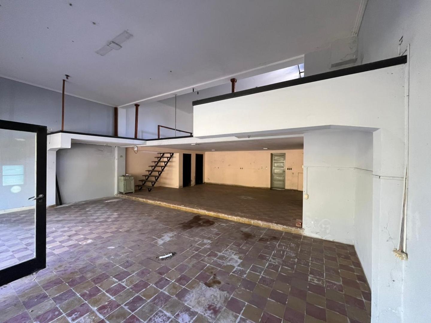 Foto de LOCAL COMERCIAL - VIVIENDA - DEPARTAMENTO - GARAJE, imagen 3