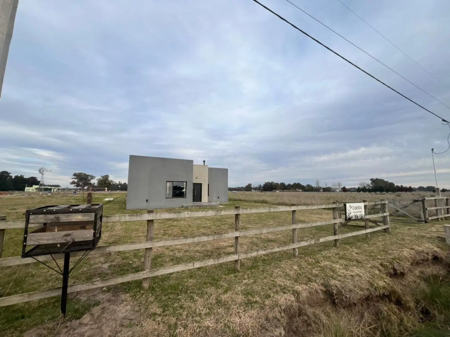 CASA DE 3 AMBIENTES - PILETA - PARRILLA - GRAN PARQUE 3