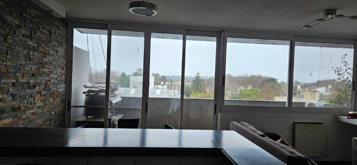 Foto de SE VENDE – DEPARTAMENTO de 2 AMBIENTES CON COCHERA Y BALCÓN | TEMPERLEY, imagen 4