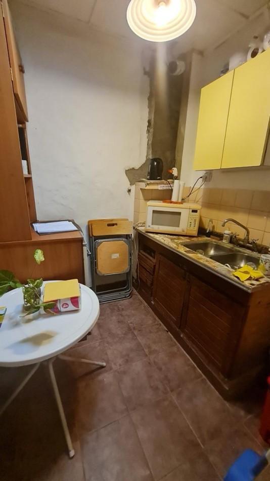 Casa Lote Propio en Venta - Moron Centro 4