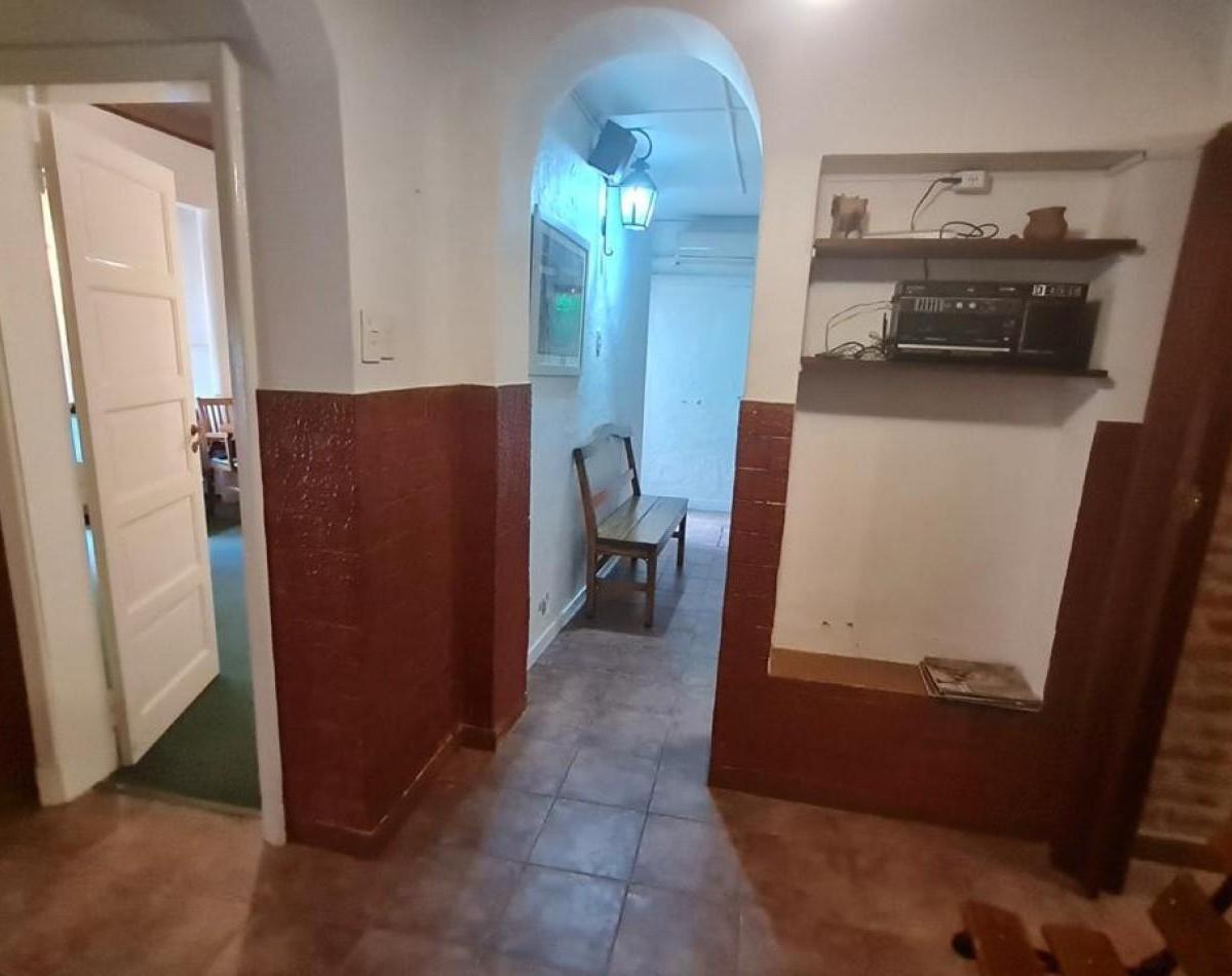 Casa Lote Propio en Venta - Moron Centro 3