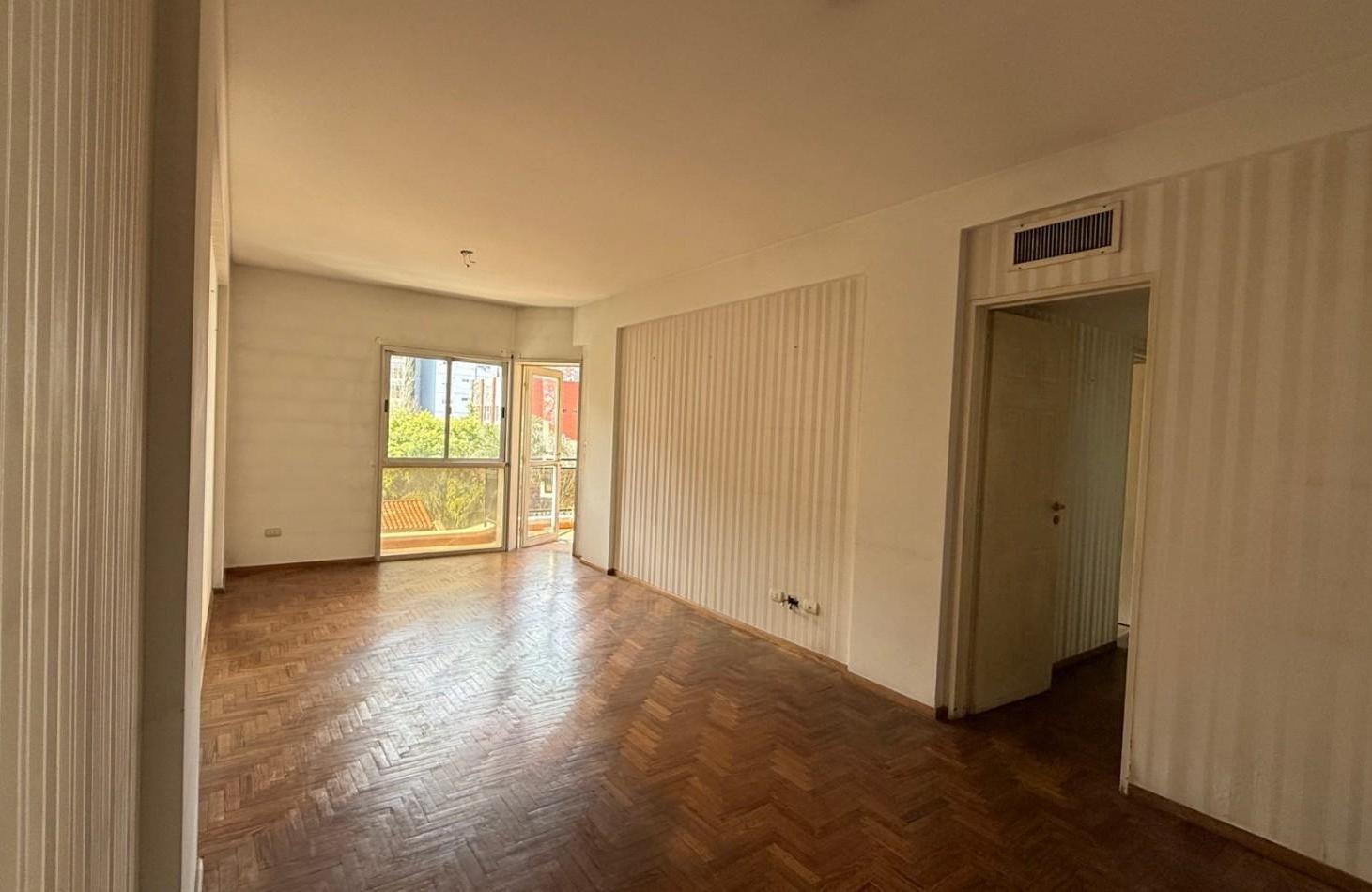 Foto de Departamento en venta 4 ambientes con cochera, imagen 2