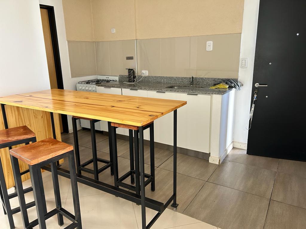 Venta Depto. 1 Amb C/ Cochera en Cañuelas 2