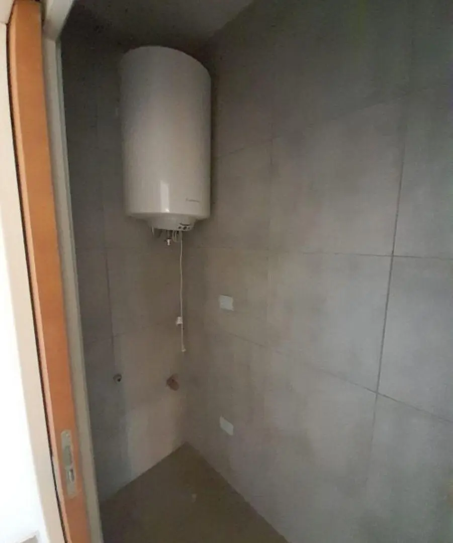 DUPLEX 3 AMB EN ALQUILER A METROS DE AV. BOULEVARD BS.AS. LUIS GUILLÓN 4
