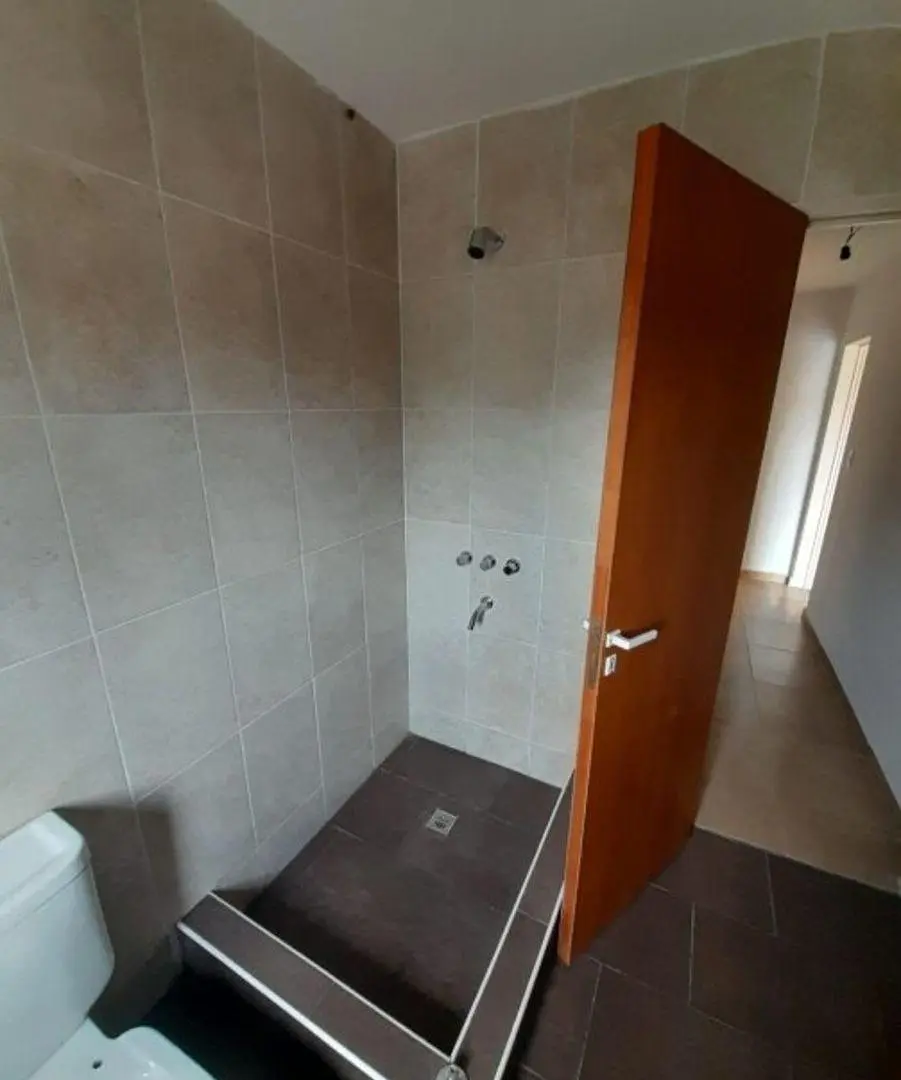 DUPLEX 3 AMB EN ALQUILER A METROS DE AV. BOULEVARD BS.AS. LUIS GUILLÓN 2
