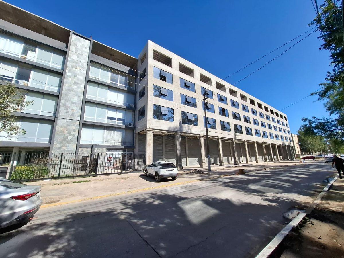 Local comercial a estrenar en Canning ALQUILER