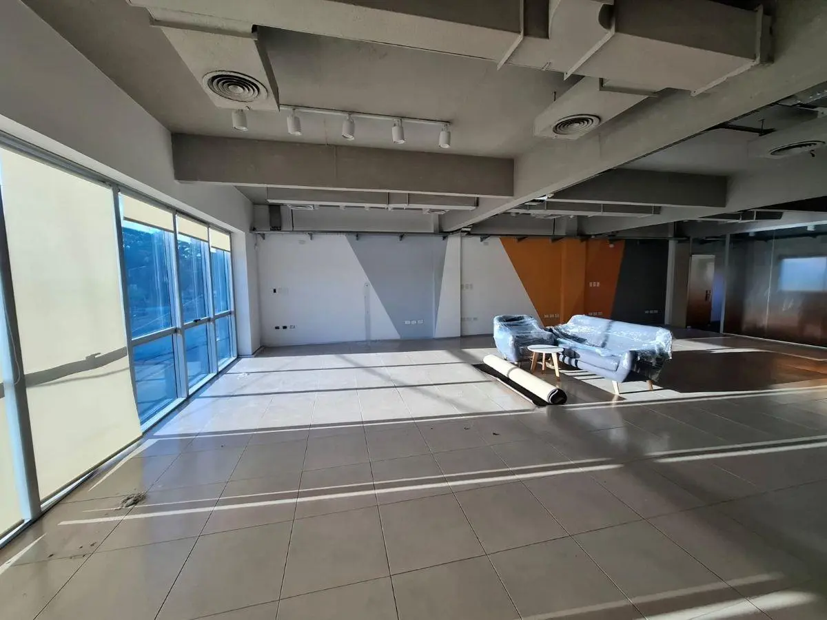 Oficina en alquiler piso completo en inmejorable ubicación en Canning 5
