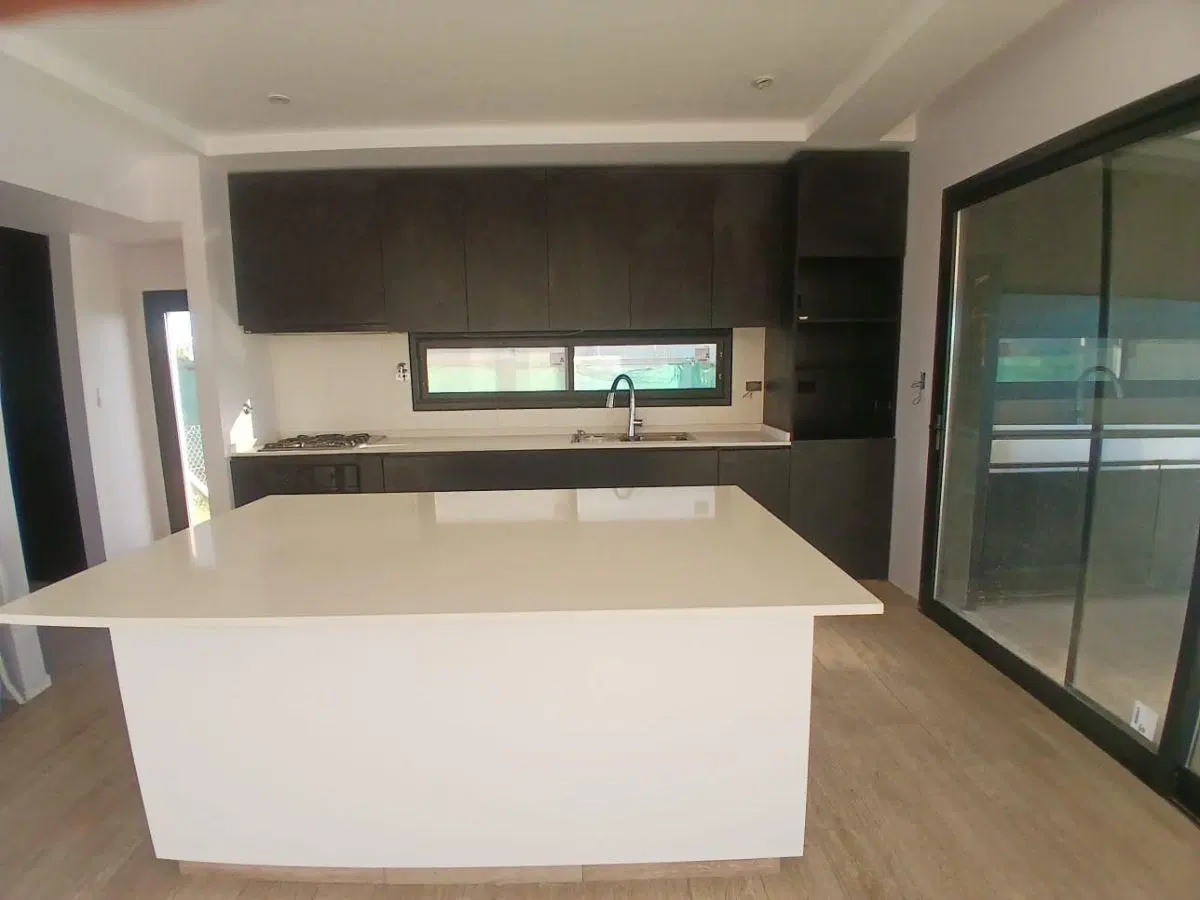 CASA 5 AMBIENTES A ESTRENAR EN ALQUILER EN TERRALAGOS CANNING 8