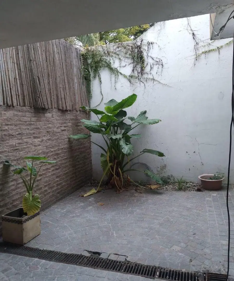 Dúplex 4 ambientes en alquiler, excelente zona residencial a metros del centro de Monte Grande 2
