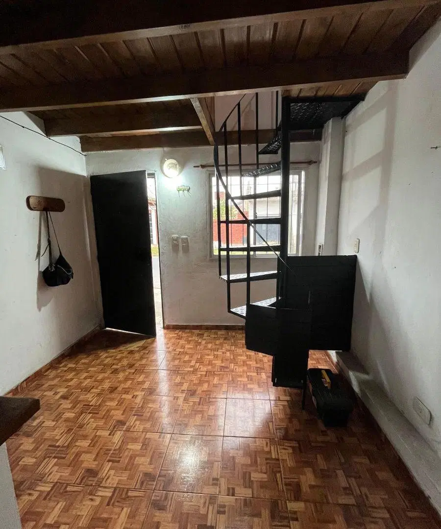 DEPARTAMENTO 2 AMBIENTES EN ALQUILER A METROS ESTACIÓN EZEIZA 2