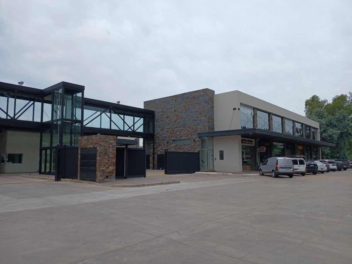 OFICINA DE 70 M2 EN ALQUILER EN COMPLEJO AYRES DE CANNING