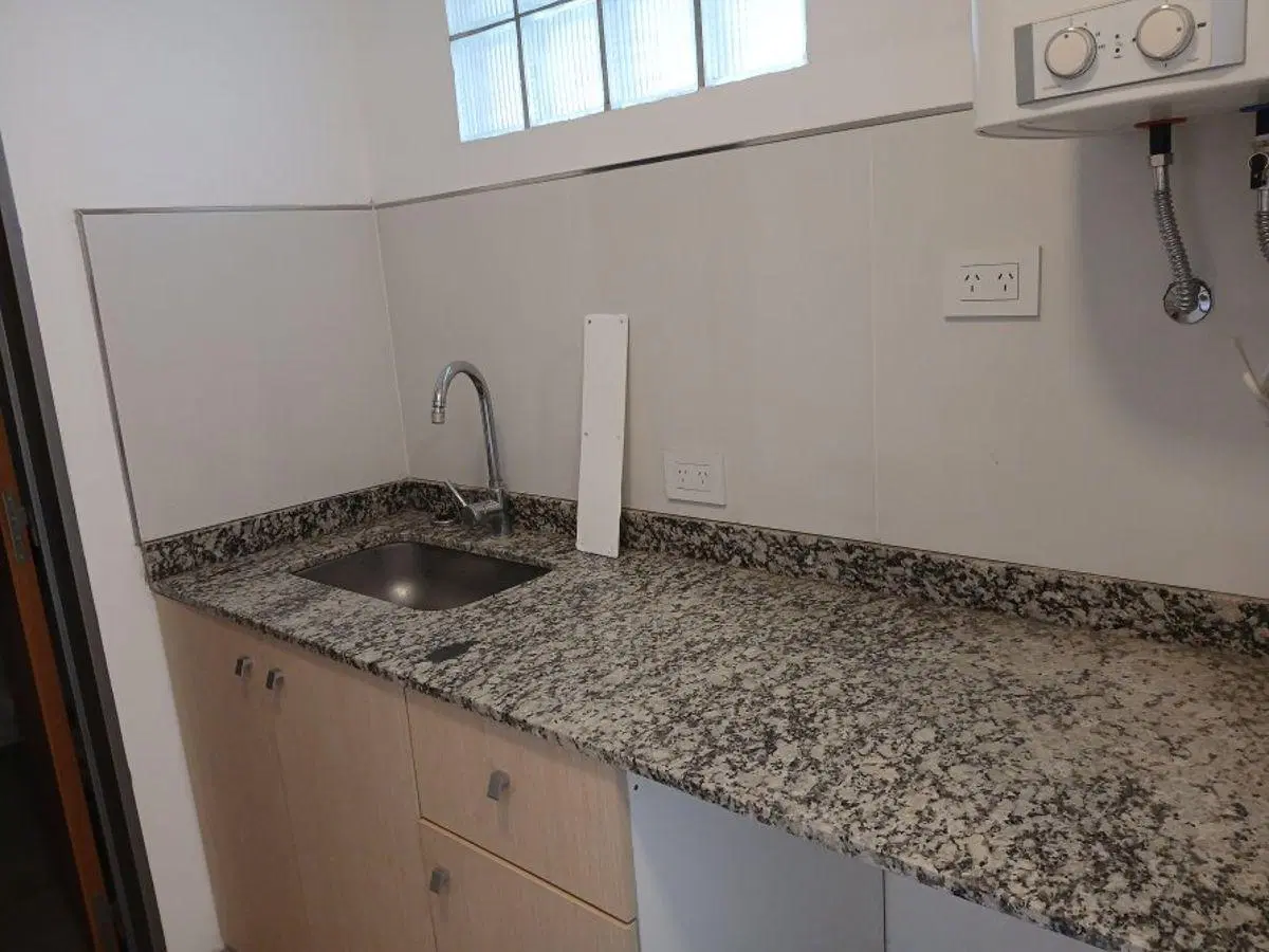 OFICINA DE 70 M2 EN ALQUILER EN COMPLEJO AYRES DE CANNING 4
