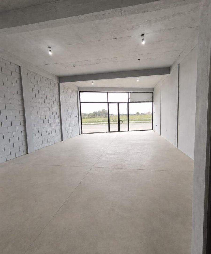 Foto de Local comercial a estrenar en alquiler en barrio El Porvenir, Canning, imagen 4