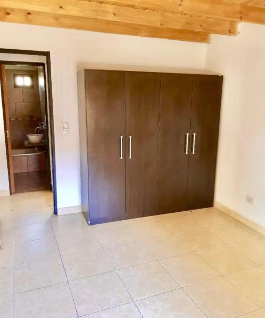 DÚPLEX DE 4 AMB. EN VENTA / ALQUILER EN CENTRO DE CANNING 4
